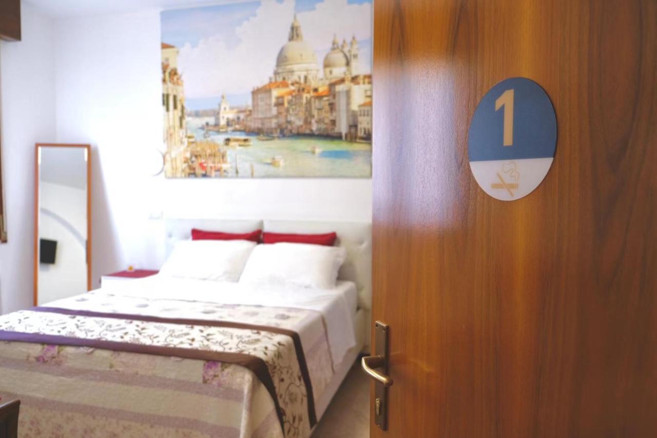 Appartement Sognareavenezia 14 à Mestre Chambre photo